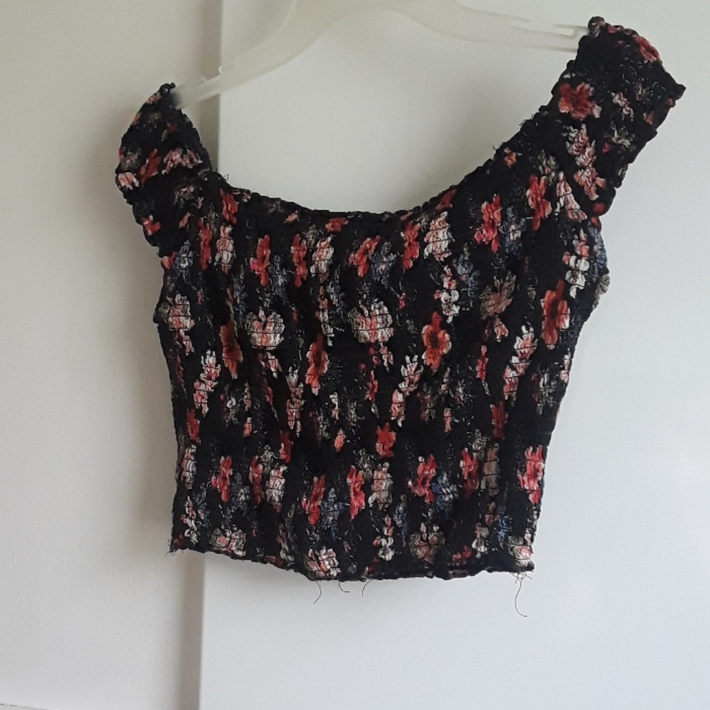 Women's Hollister Cropped Top Size Small